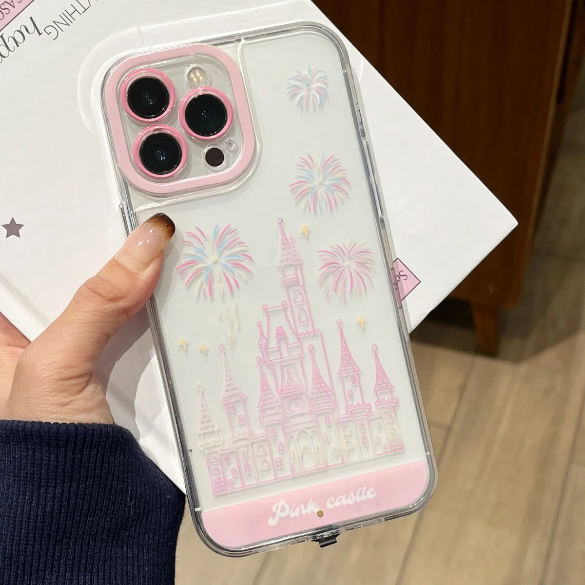 Led Flash Case - เคสโทรศัพท์เปล่งแสงพร้อมไฟกระพริบลายปราสาทคลื่นนำโชค เปลี่ยนสีได้ 5 สี สำหรับ iPhone